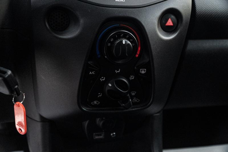 Car Thumb