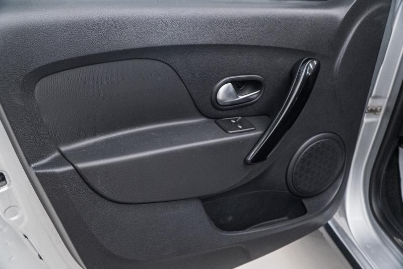 Car Thumb