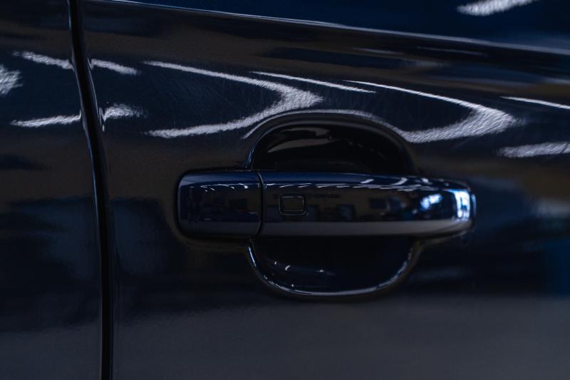 Car Thumb