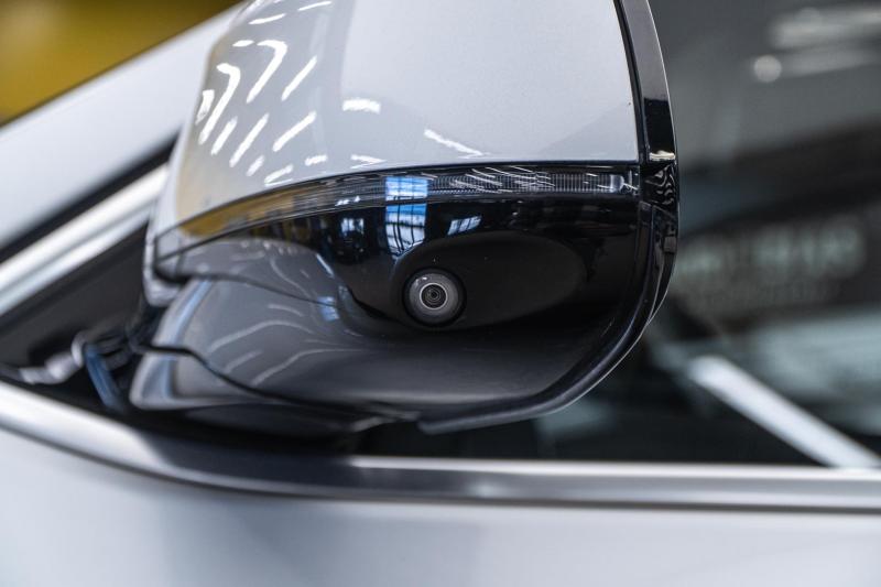 Car Thumb