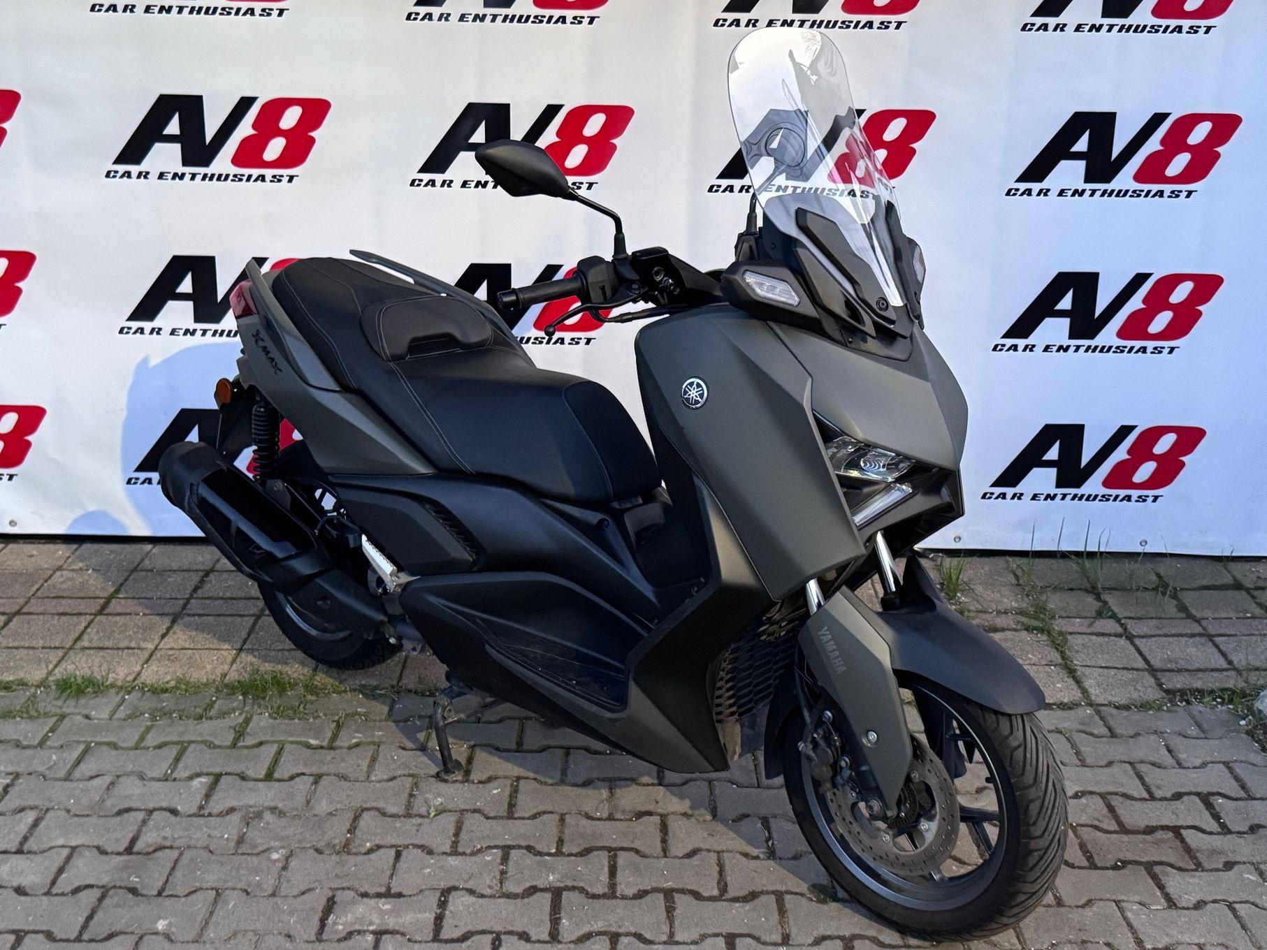 Yamaha Xmax 300