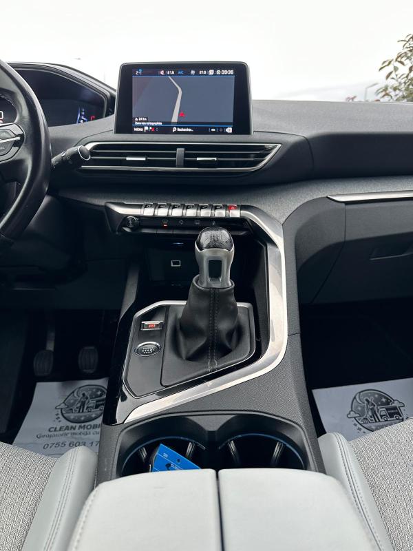 Car Thumb