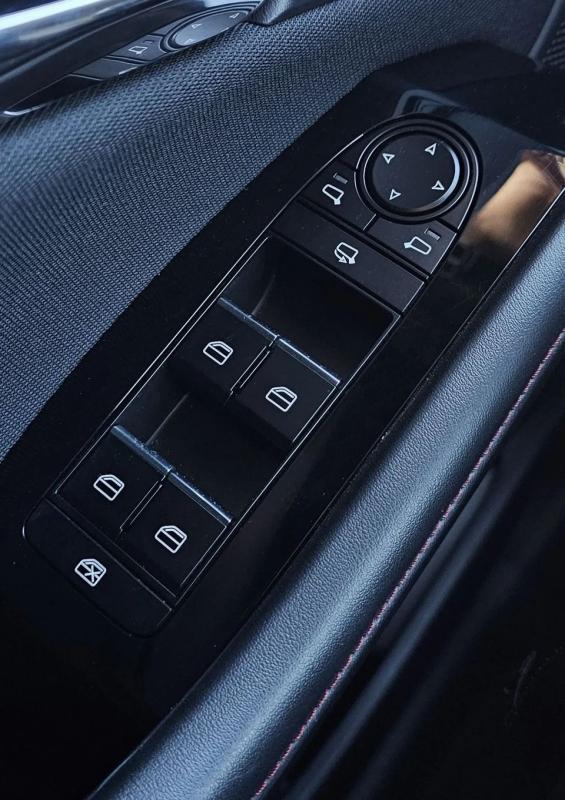 Car Thumb