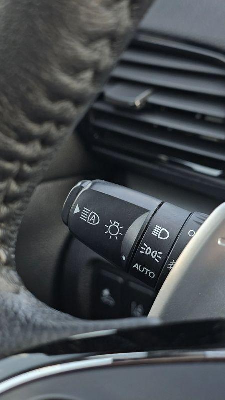 Car Thumb