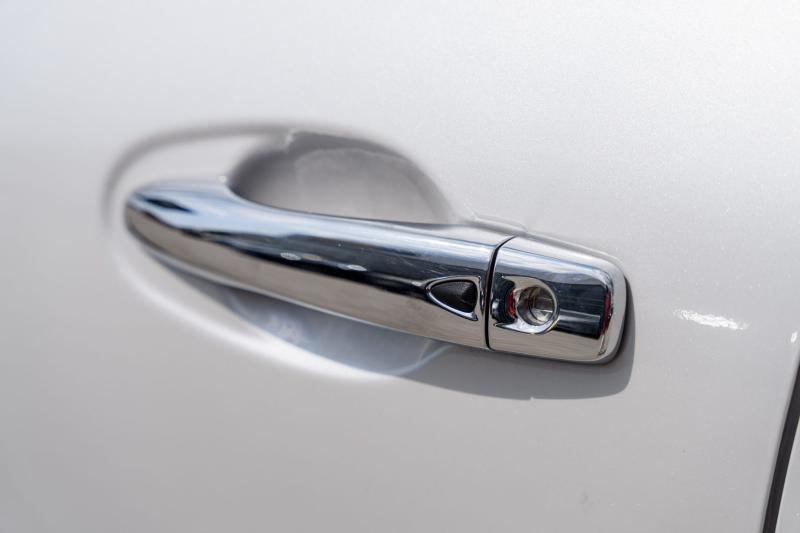 Car Thumb
