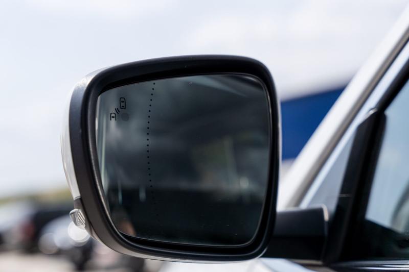 Car Thumb