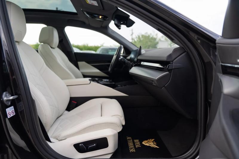Car Thumb