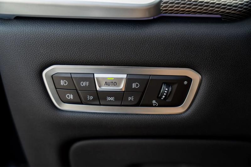 Car Thumb