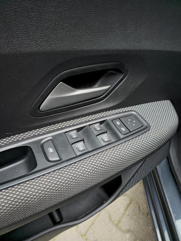 Car Thumb