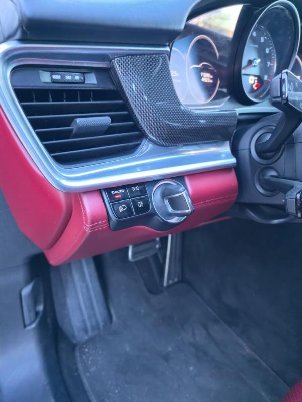 Car Thumb
